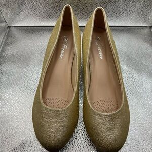 Forever 21 Shimmering Gold Flats